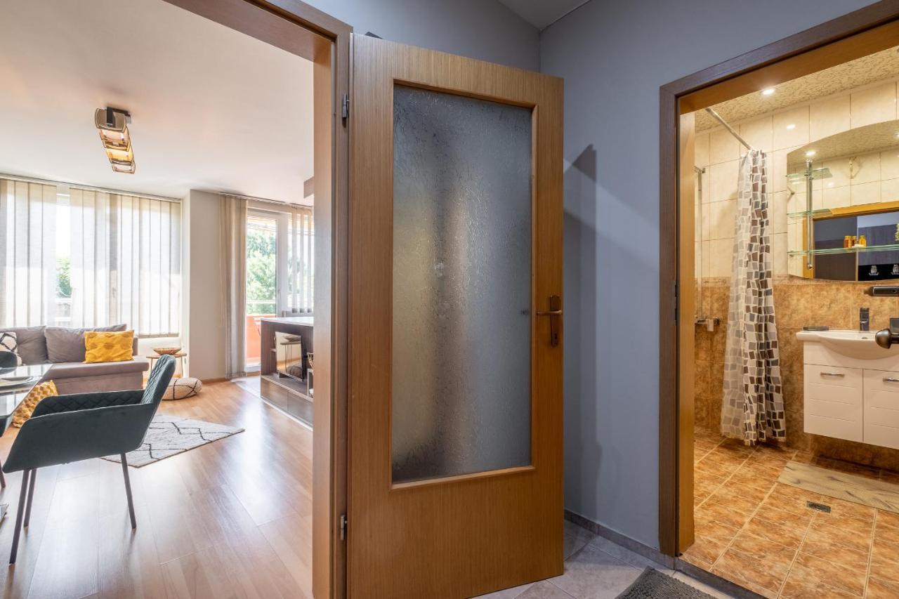 Deja Vu, Cozy & Quiet 1 Bdr Apt Fast Wi-Fi صوفيا المظهر الخارجي الصورة